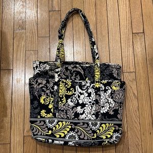 Vera Bradley baroque print tote